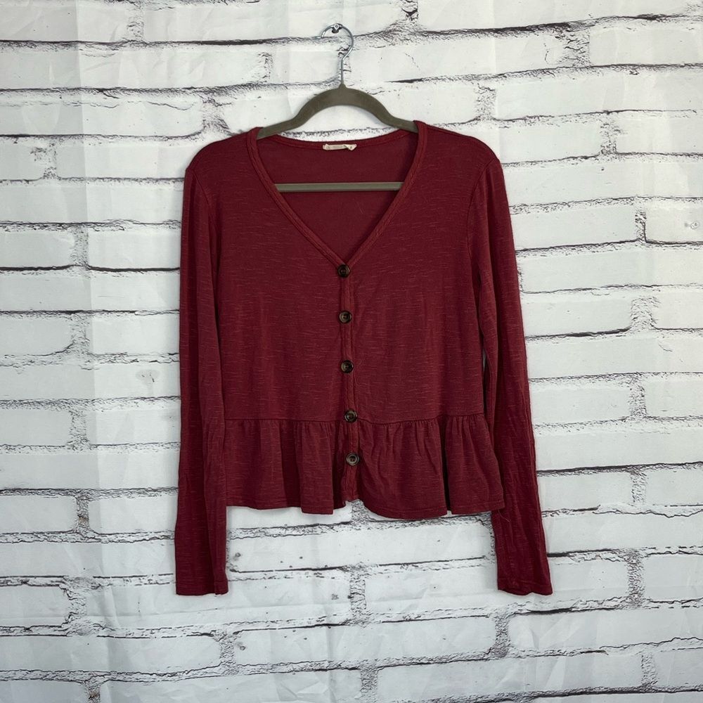 Olivia Rae Button Front Peplum Cardigan Top Women’s Medium Burgundy Red V-Neck